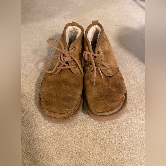 Neumal Ugg Shoe - Picture 4 of 9